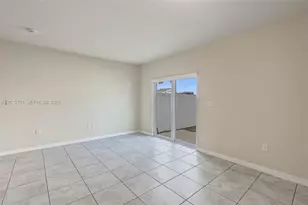 446 NW 11th Ave, Florida City, FL 33034 - Photo 13