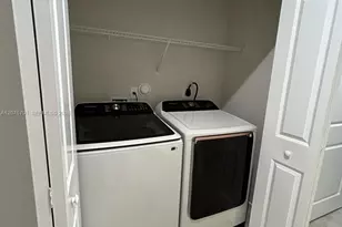 446 NW 11th Ave, Florida City, FL 33034 - Photo 5