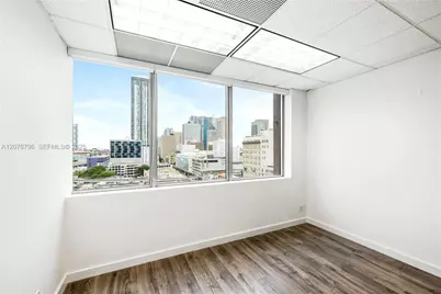 150 SE 2nd Ave #1010, Miami, FL 33131 - Photo 29