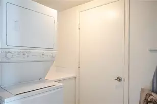 15051 Royal Oaks Ln, North Miami, FL 33181 - Photo 17