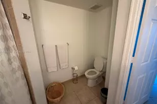 [Address not provided], Hallandale Beach, FL 33009 - Photo 19