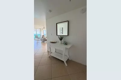 [Address not provided], Hallandale Beach, FL 33009 - Photo 25