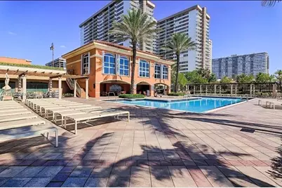 [Address not provided], Hallandale Beach, FL 33009 - Photo 3
