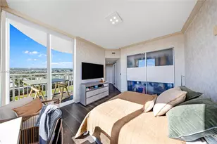 1745 E Hallandale Beach Blvd, Hallandale Beach, FL 33009 - Photo 15