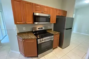 18884 SW 319th St, Homestead, FL 33030 - Photo 7