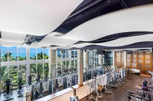 6801 Collins Ave, Miami Beach, FL 33141 - Photo 25