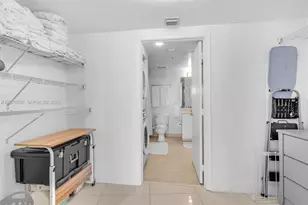 1750 N Bayshore Dr, Miami, FL 33132 - Photo 15