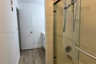 3960 NW 87th Ave, Sunrise, FL 33351 - Photo 11