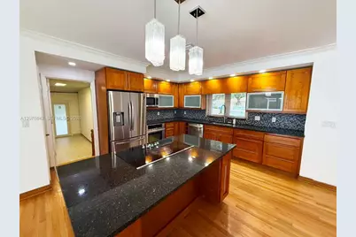1520 Miller Rd #., Coral Gables, FL 33146 - Photo 7