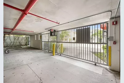 900 SW 7th St #503, Miami, FL 33130 - Photo 13