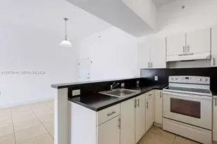 900 SW 7th St, Miami, FL 33130 - Photo 9