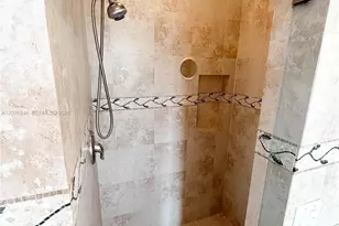 2105 NE 38th Rd, Homestead, FL 33033 - Photo 21
