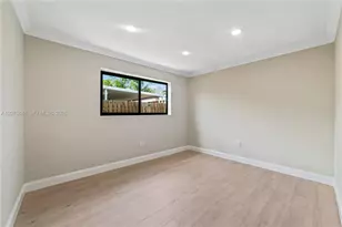220 N 69th Terrace, Hollywood, FL 33024 - Photo 21