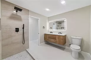 220 N 69th Terrace, Hollywood, FL 33024 - Photo 23