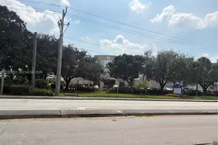 2926 S University Dr, Davie, FL 33328 - Photo 57