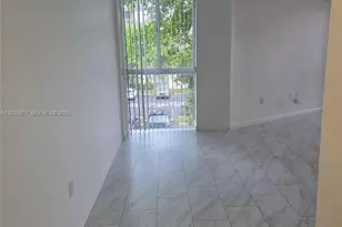 6955 NW 186th St, Hialeah, FL 33015 - Photo 9
