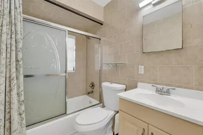 2422 NW 175th Ter #2422, Miami Gardens, FL 33056 - Photo 25