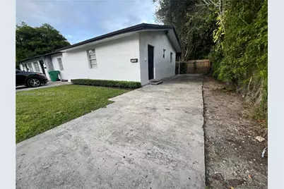 3102 SW 10th St #3104A, Miami, FL 33135 - Photo 1