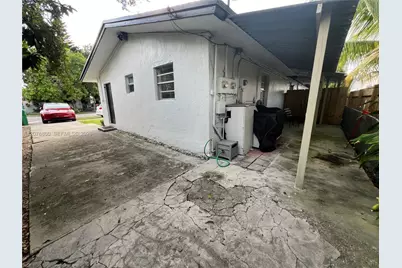 3102 SW 10th St #3104A, Miami, FL 33135 - Photo 15