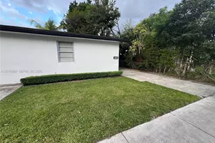 3102 SW 10th St, Miami, FL 33135 - Photo 13