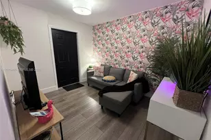 3102 SW 10th St, Miami, FL 33135 - Photo 5
