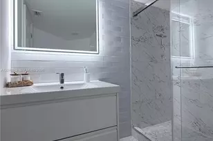 9731 Fontainebleau Blvd, Miami, FL 33172 - Photo 9
