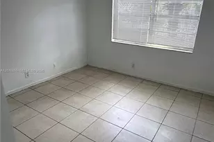 95 NE 41st St, Oakland Park, FL 33334 - Photo 5