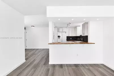 1045 10th St #604, Miami Beach, FL 33139 - Photo 19
