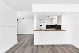 1045 10th St, Miami Beach, FL 33139 - Photo 19