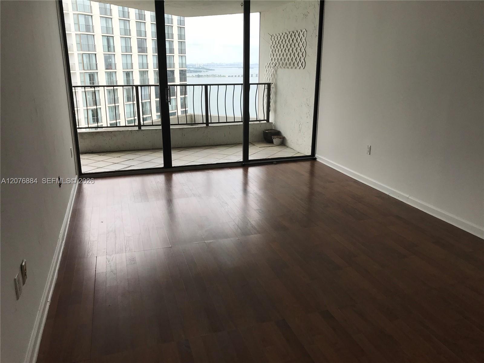 555 NE 15th St #30E - 555 NE 15th St #30E, Miami, FL 33132 Luxury Property | Jose Angel Pina