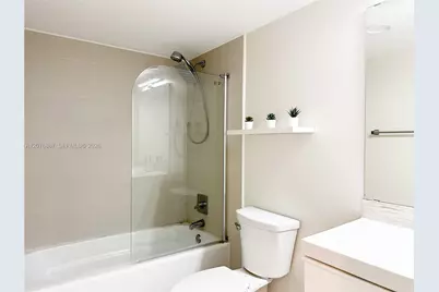 2001 Atlantic Shores Blvd #510, Hallandale Beach, FL 33009 - Photo 11