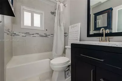 928 NW 106th Ave Cir, Miami, FL 33172 - Photo 23