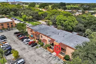 7100 Fairway Dr, Miami Lakes, FL 33014 - Photo 15