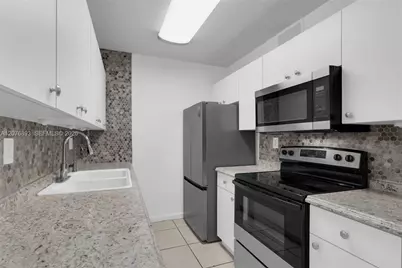 7100 Fairway Dr #K11, Miami Lakes, FL 33014 - Photo 5