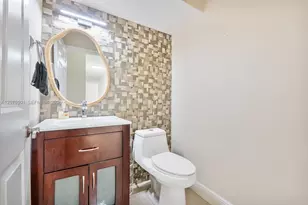 9602 NW 8th Cir, Plantation, FL 33324 - Photo 23