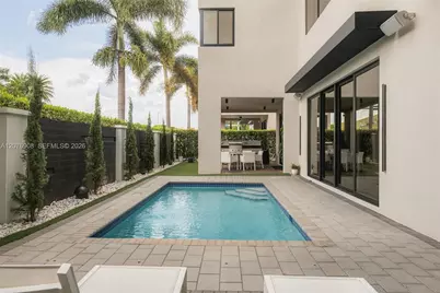 7423 NW 102th Ct, Doral, FL 33178 - Photo 49