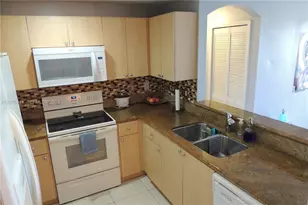 6420 NW 114th Ave, Doral, FL 33178 - Photo 3
