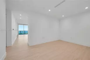 2411 Laguna Cir, North Miami, FL 33181 - Photo 7