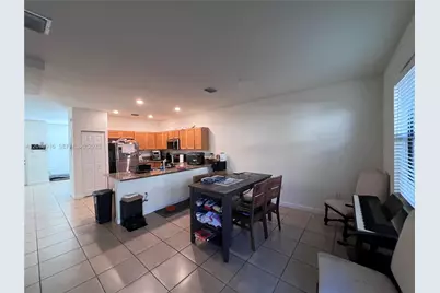 9335 W 33rd Ave, Hialeah, FL 33018 - Photo 5