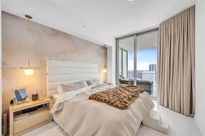 851 NE 1st Ave #2408, Miami, FL 33132 - Photo 15