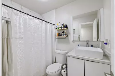 827 NE 199th St #206, Miami, FL 33179 - Photo 27