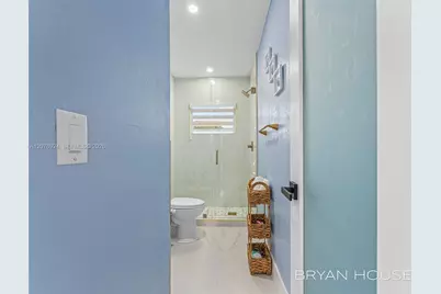 3341 NW 20th St, Miami, FL 33142 - Photo 21