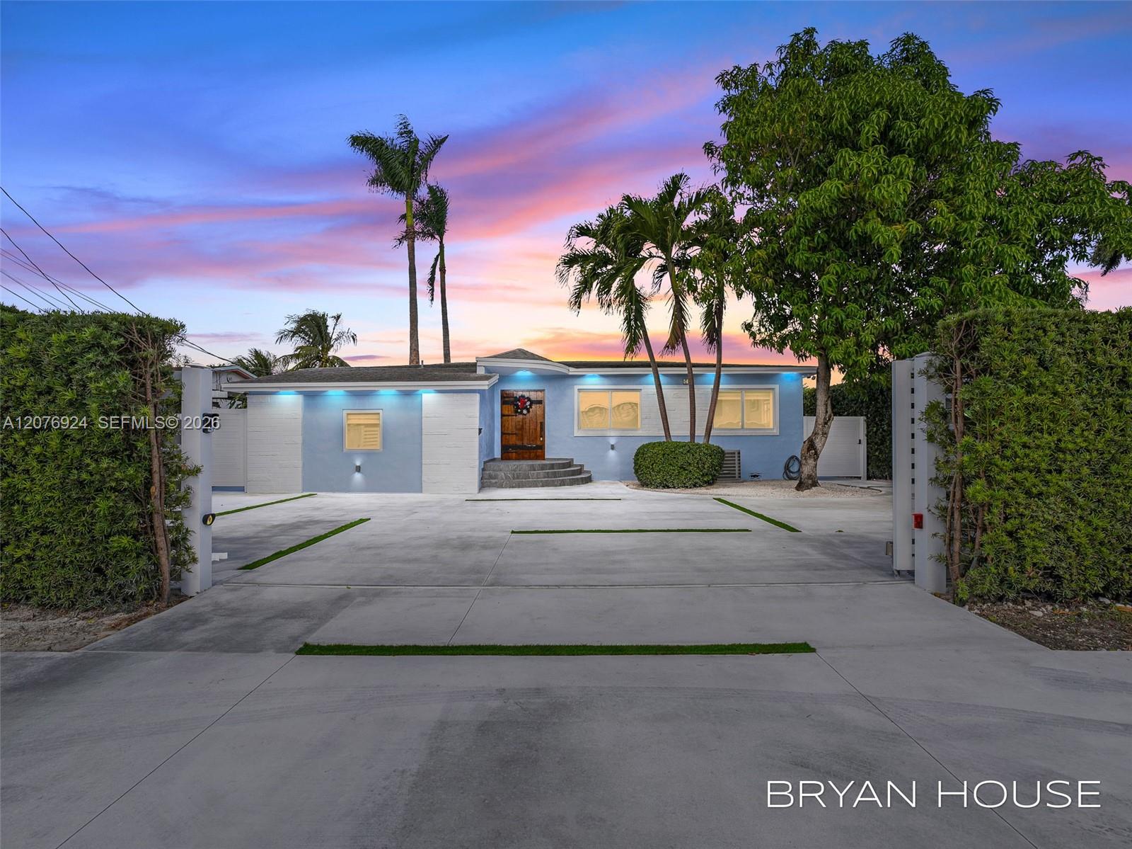 3341 NW 20th St - 3341 NW 20th St, Miami, FL 33142 Luxury Property | Jose Angel Pina
