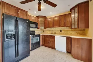 11154 NW 37th St, Sunrise, FL 33351 - Photo 1