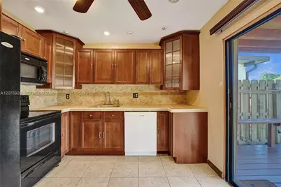 11154 NW 37th St, Sunrise, FL 33351 - Photo 11