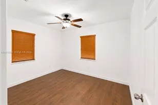 985 SW 10th St, Miami, FL 33130 - Photo 7