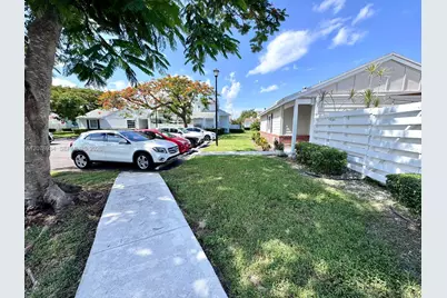 13700 SW 149th Cir Ln #4-60, Miami, FL 33186 - Photo 35