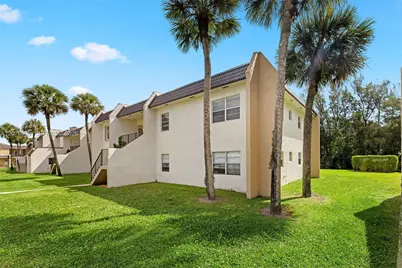110 Lake Meryl Drive #216, West Palm Beach, FL 33411 - Photo 3