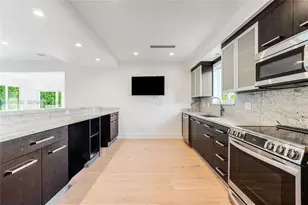 740 S Shore Dr, Miami Beach, FL 33141 - Photo 17