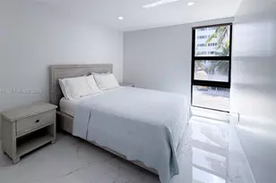 1800 Collins Ave, Miami Beach, FL 33139 - Photo 11